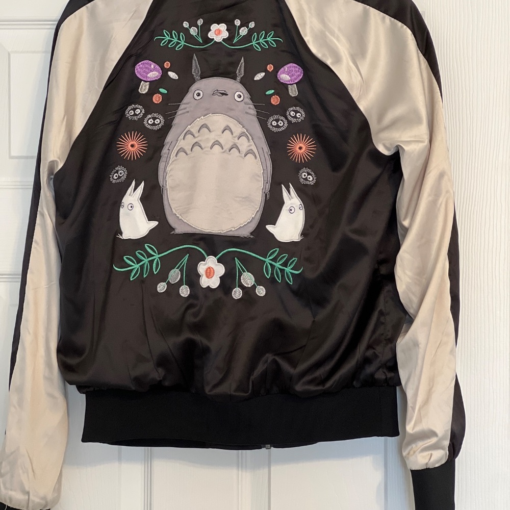 Her Universe Studio Ghibli My Neighbor Totoro Bomber Jacket Black Medium - Picture 3 of 3